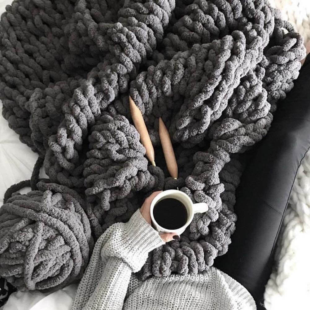 Chunky Knit Blanket - Beautiful Home Decor Throw - Soft Chenille Yarn