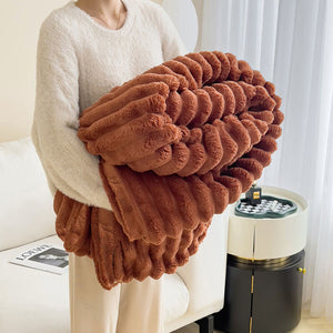 Luxury Jacquard Lattice Faux Fur Throw Blanket, Soft and Warm Thick Furry Throw Blankets