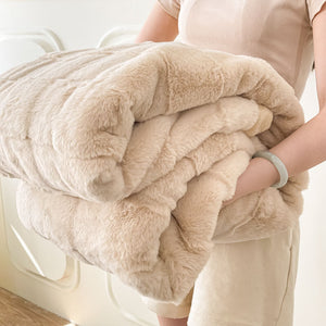 Luxury Jacquard Lattice Faux Fur Throw Blanket, Soft and Warm Thick Furry Throw Blankets - KnitFirst