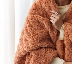 Soft Throw Blanket - Ultra Plush Faux Fur Blanket - KnitFirst