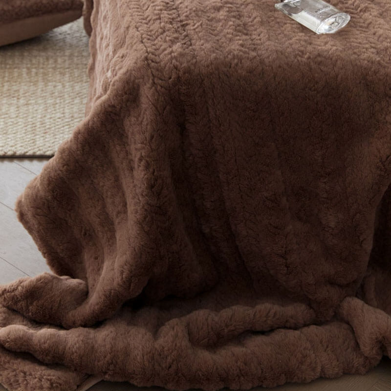 Soft Throw Blanket - Ultra Plush Faux Fur Blanket - KnitFirst
