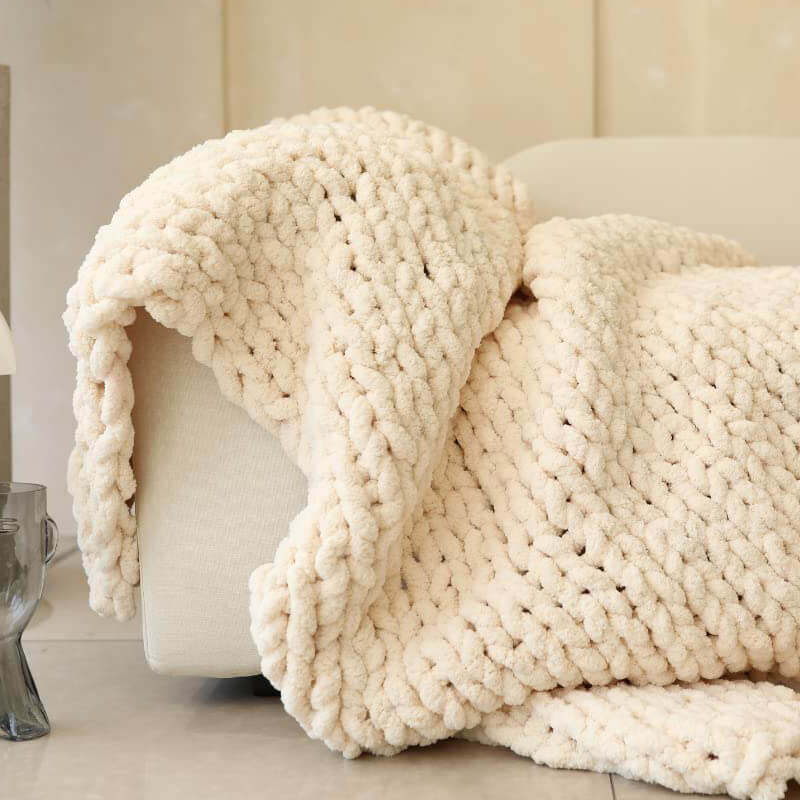  BIRCHIO Beige Extra Soft Chunky Knit Blanket Throw, 100% Hand  Knit with Chenille Yarn, Super Fluffy and Extra Soft, Big Throw Blanket  (Beige,50 * 60inch) : Baby