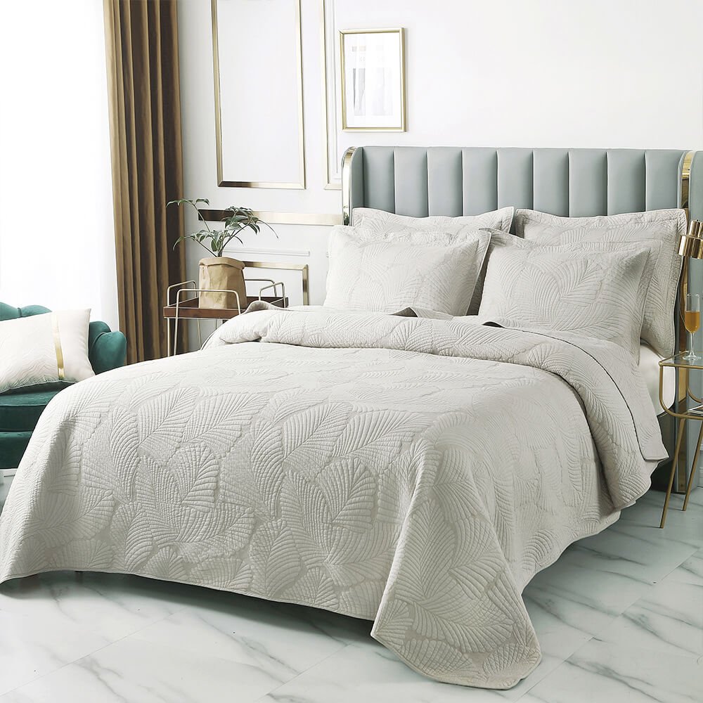 3 - Piece Cotton Quilt Sets with Pillow Shams - KnitFirst