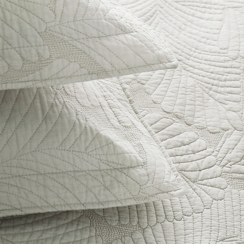 3 - Piece Cotton Quilt Sets with Pillow Shams - KnitFirst
