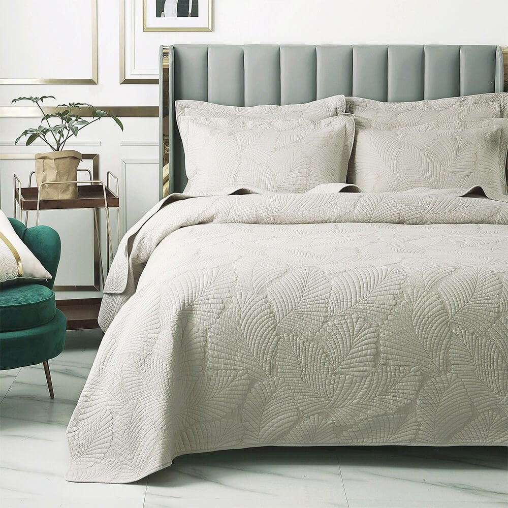 3 - Piece Cotton Quilt Sets with Pillow Shams - KnitFirst