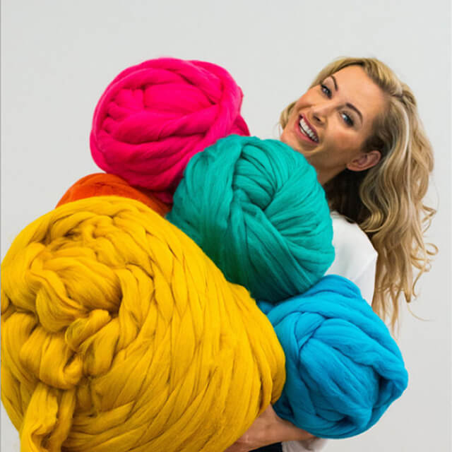 Chunky Yarn, Bulky Yarn, Jumbo Yarn 13 Lbs Pounds makes a Queen Size Thick Chunky  Yarn, Big Yarn, Large Roving Yarn to Knit Blankets 