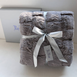 Fur Elegant Throw Blanket (50x60 Inches)
