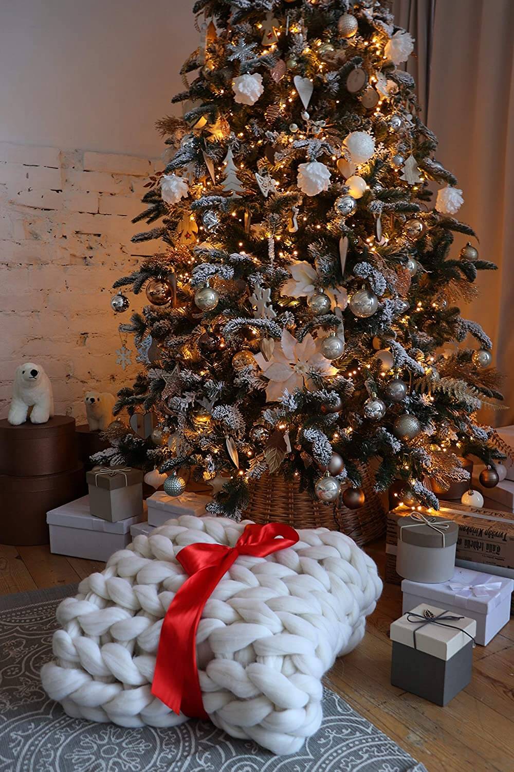 Chunky Knitted Blanket - KnitFirst