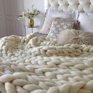 Chunky Knitted Blanket - KnitFirst