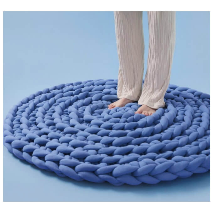 Chunky knitting Dog Bed Rug | Hand Braided Round Rug – KnitFirst
