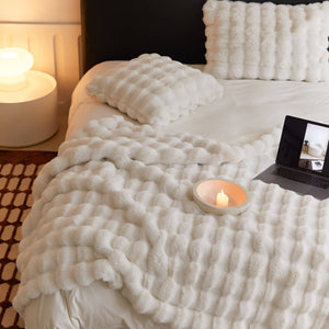 Faux Fur Blanket - Extra Soft Blanket - Machine Washable - KnitFirst