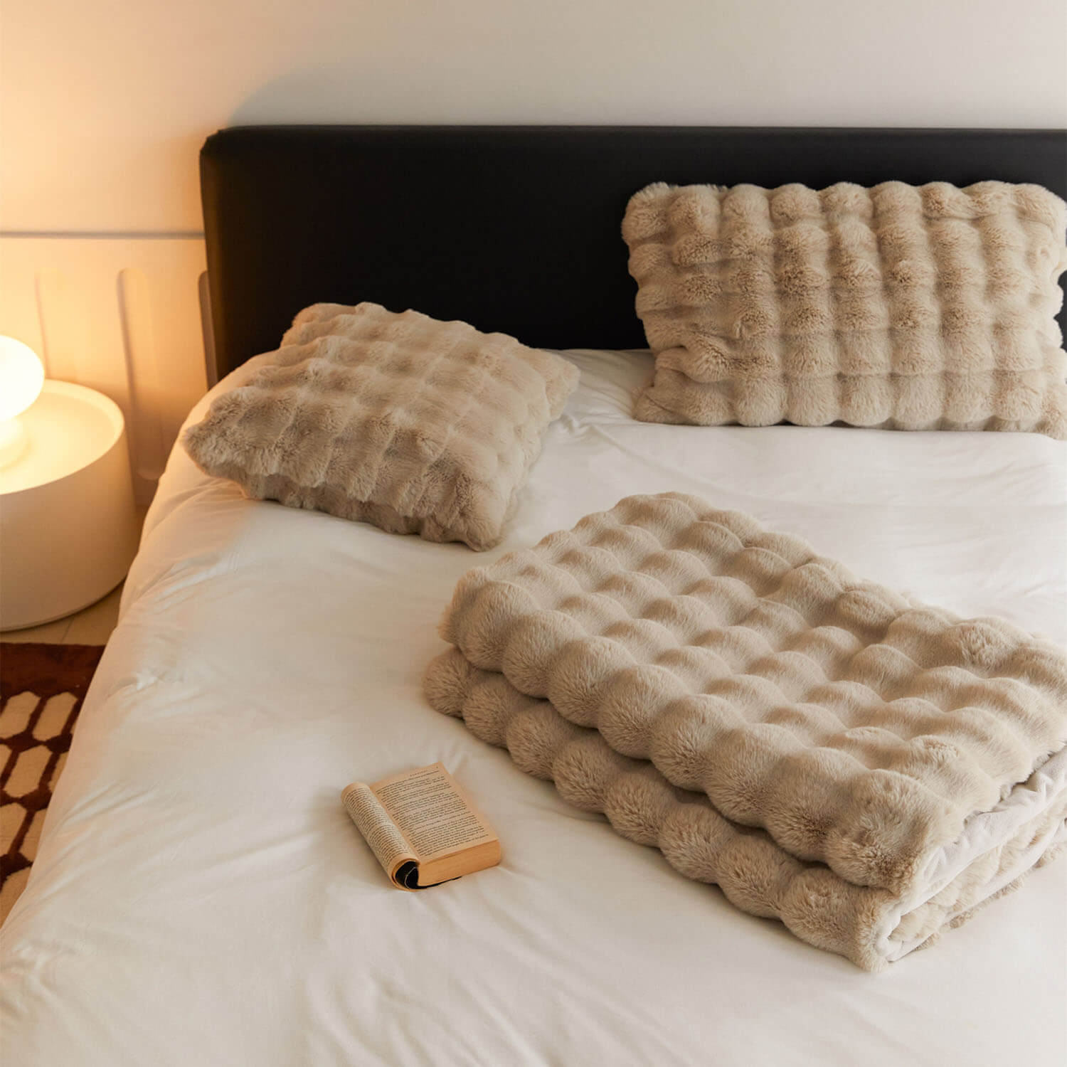 Faux Fur Blanket - Extra Soft Blanket - Machine Washable - KnitFirst