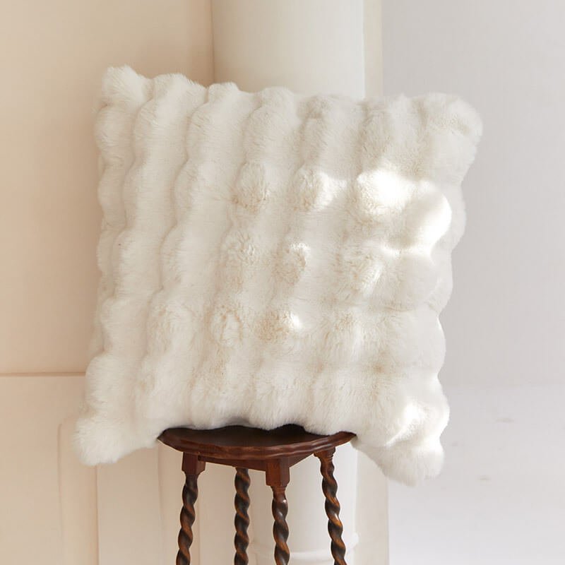 Faux Fur Blanket - Extra Soft Blanket - Machine Washable - KnitFirst