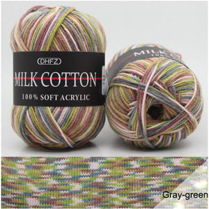 Ice CreamClassic Wool Roving Yarn, 1.5 oz 1 Ball - KnitFirst