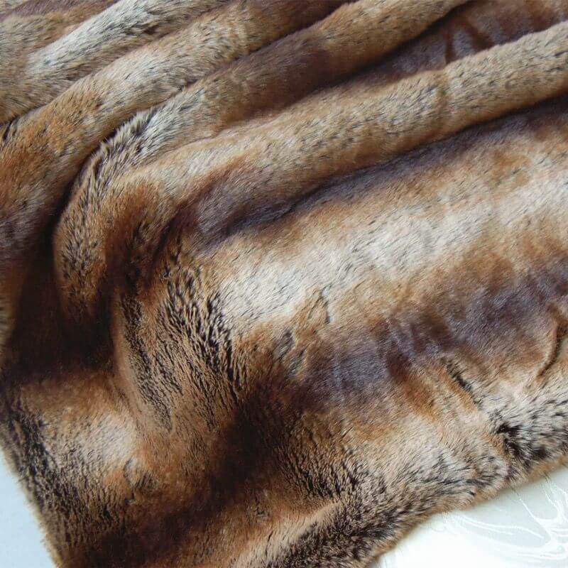 Luxury Faux Fur Throw Blanket - KnitFirst