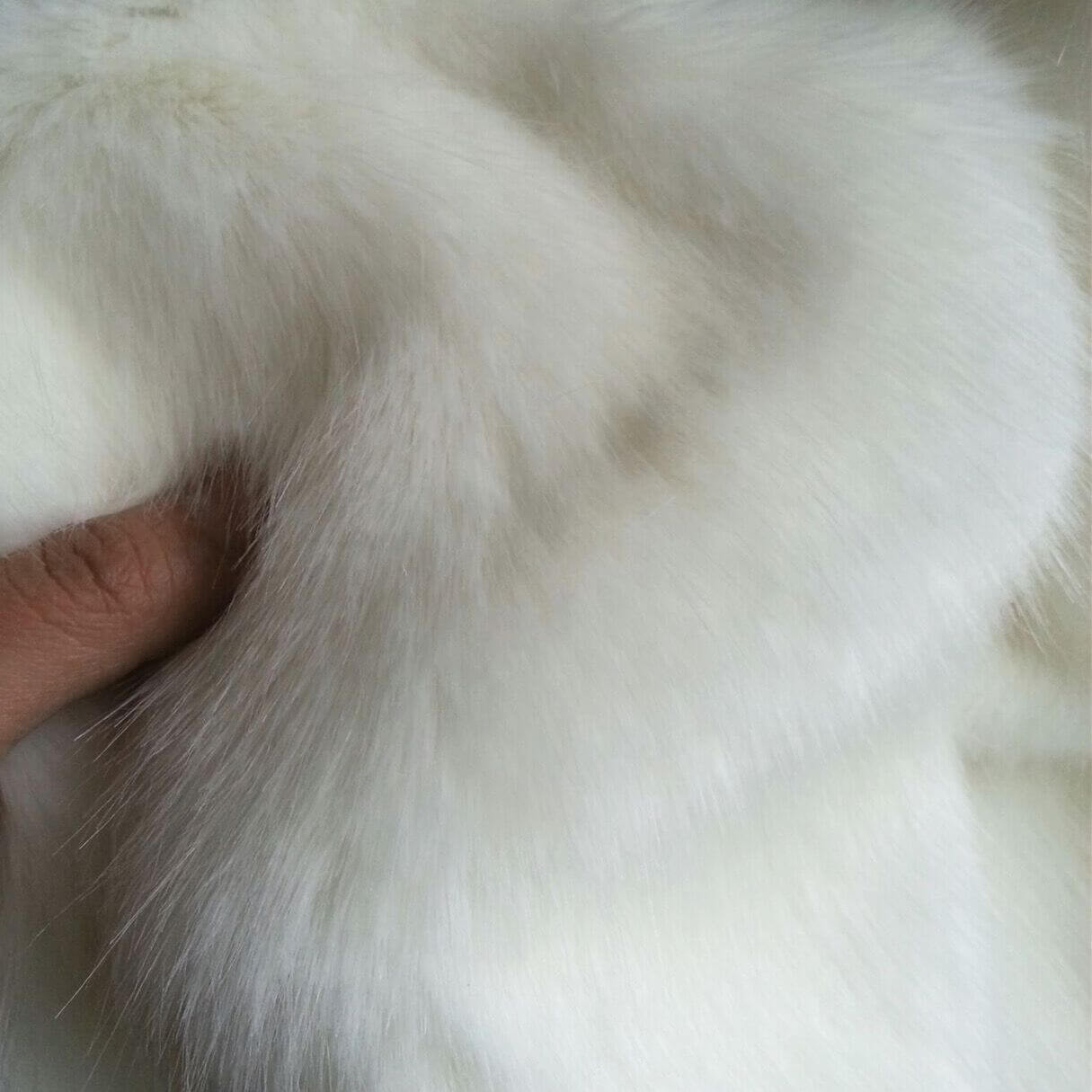 Luxury Faux Fur Throw Blanket - KnitFirst
