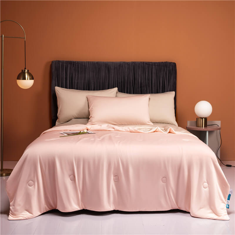 Ultrasoft Cooling Comforter , Silk Blankets - KnitFirst