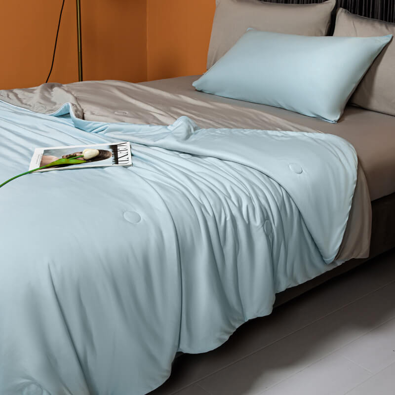 Ultrasoft Cooling Comforter , Silk Blankets - KnitFirst