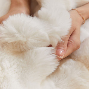 Faux Fur Blanket - Extra Soft Blanket - Machine Washable – KnitFirst